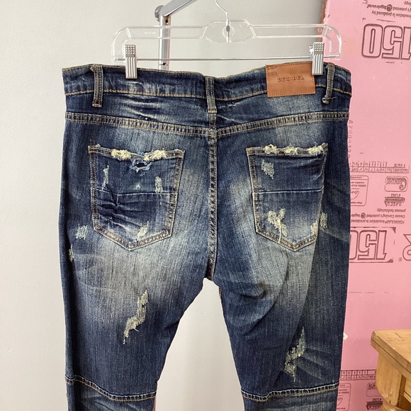 Men’s Decibel Distressed Jeans - Picture 10 of 12